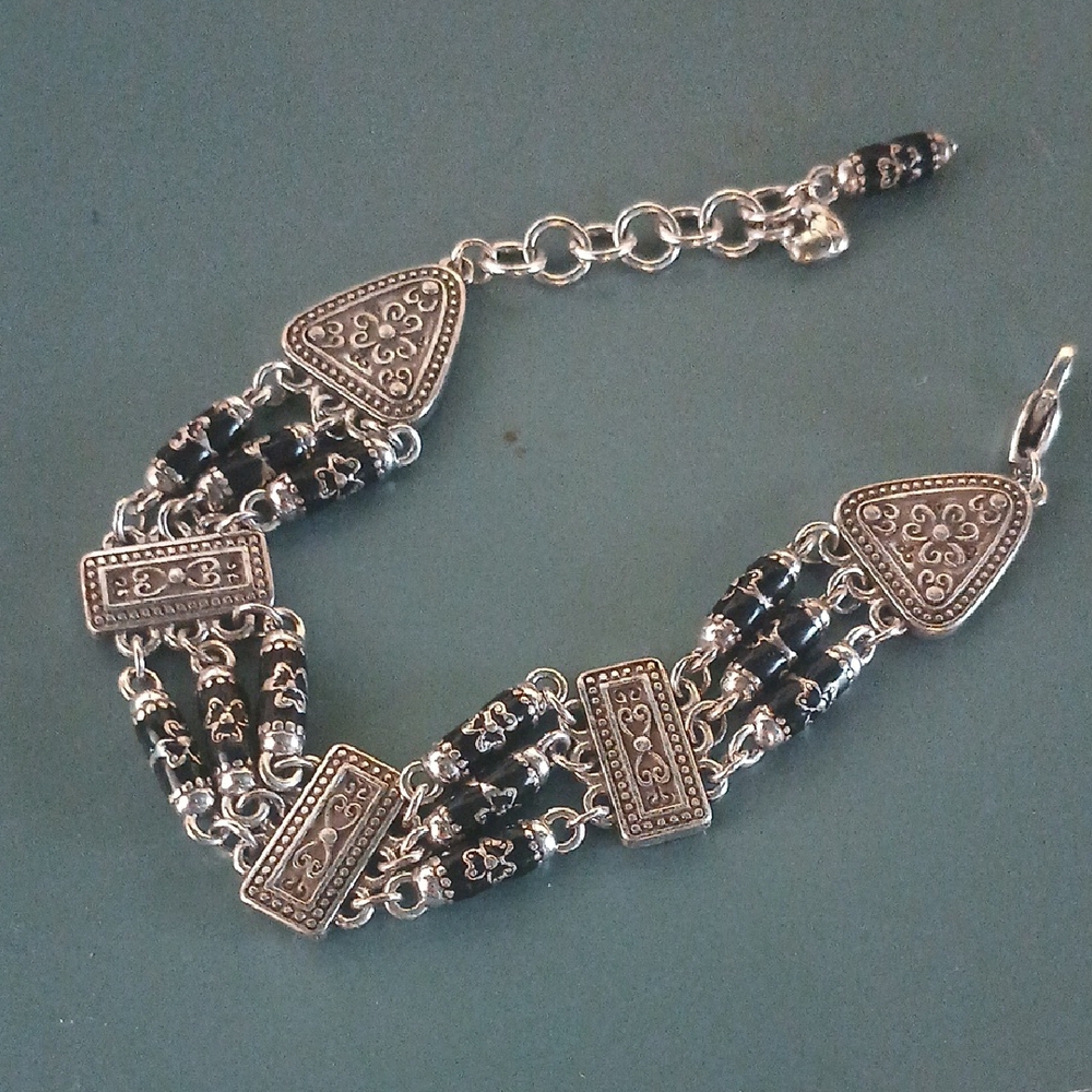 Elegant Silver and Black Women's Bracelet